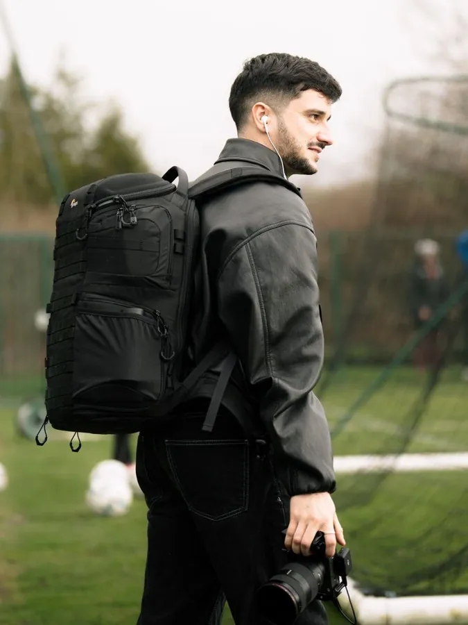Arnaud, vidéaste, cadreur & monteur – Apexx Agency